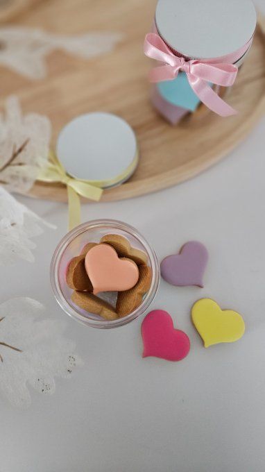 Assortiment de huit petits cœurs – Saint-Valentin