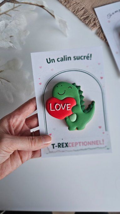 Biscuit dinosaure “Love” – Saint-Valentin