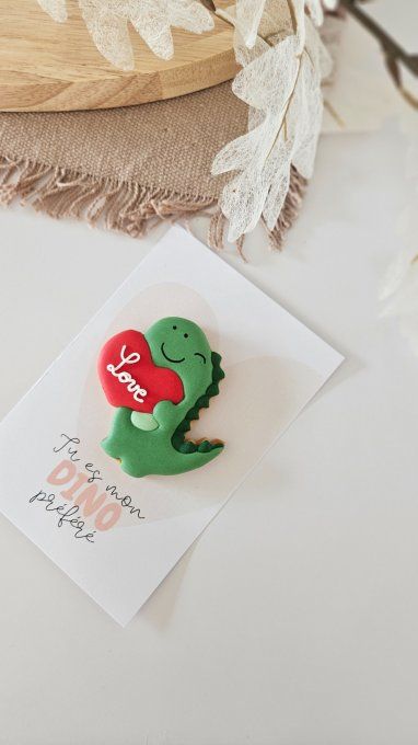 Biscuit dinosaure “Love” – Saint-Valentin - Copie