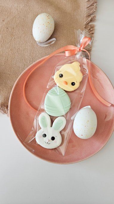 Trio de biscuits de pâques- lapin sauge, œuf sauge tête de poussin