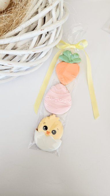 Trio de biscuits de pâques- poussin coquille, œuf rose, carotte