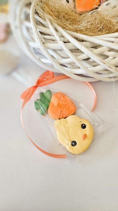 Duo de biscuits de pâques -carotte et tête poussin 