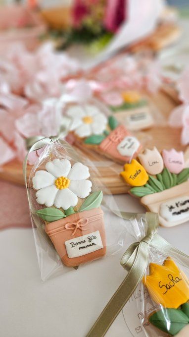 Biscuit marguerite en pot beige– Fête des Mères - Collection Florale