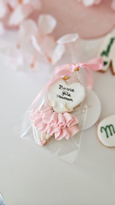 Biscuit Demoiselle au coeur tendre -rose – Fête des Mères - Collection Florale
