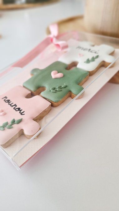 Coffret de sablés décorés Puzzle Nounou – Cadeau personnalisé de fin d'année